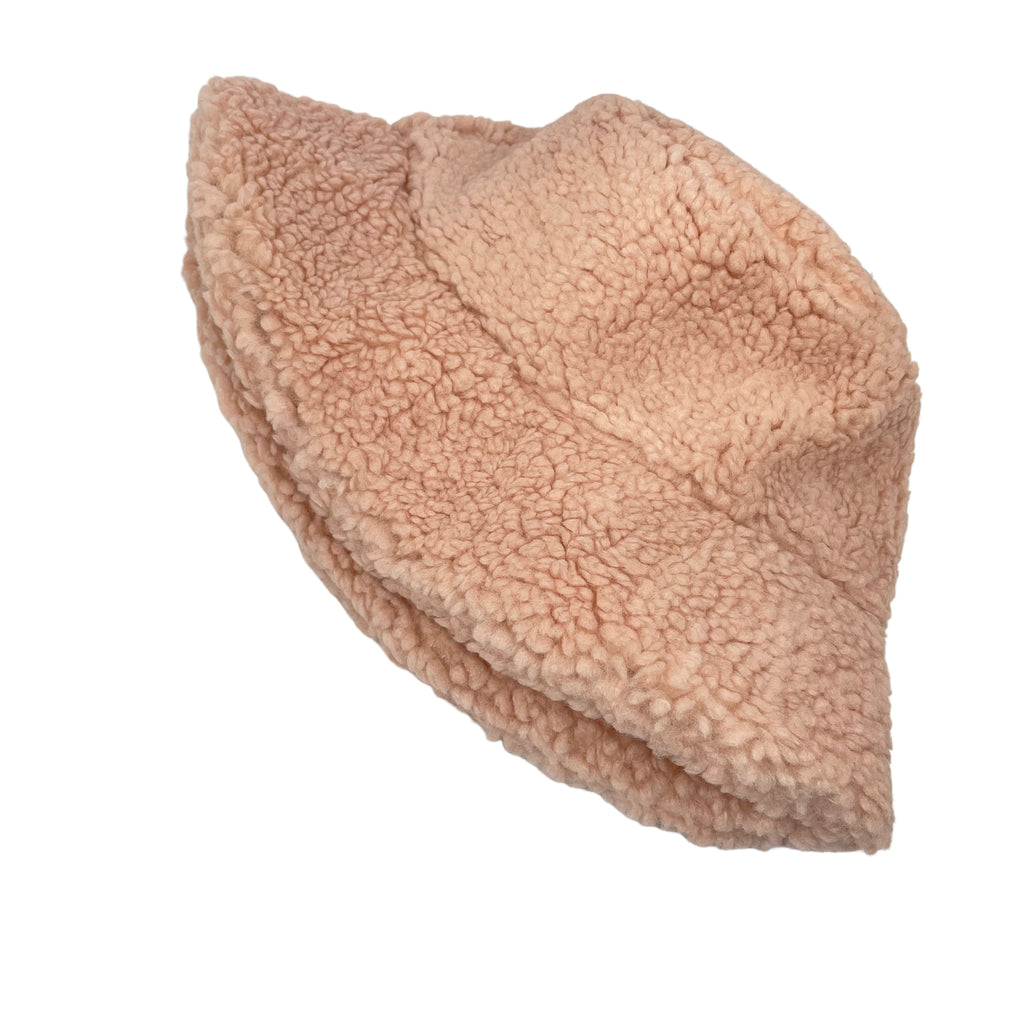 Fluffy Bucket Hat • Pink
